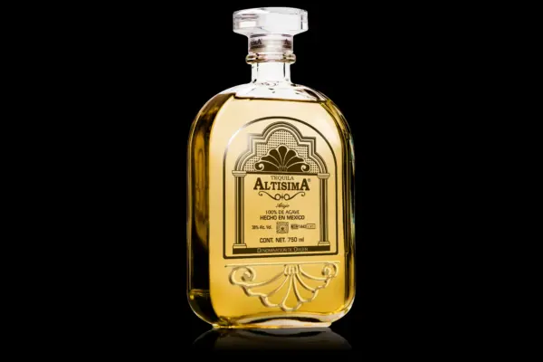 tequila añejo altisima